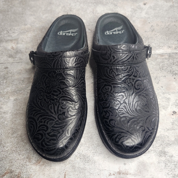 Dansko Allison - Floral Embossed Tooled Leather Clog Mule - Black - 37 - Picture 2 of 9